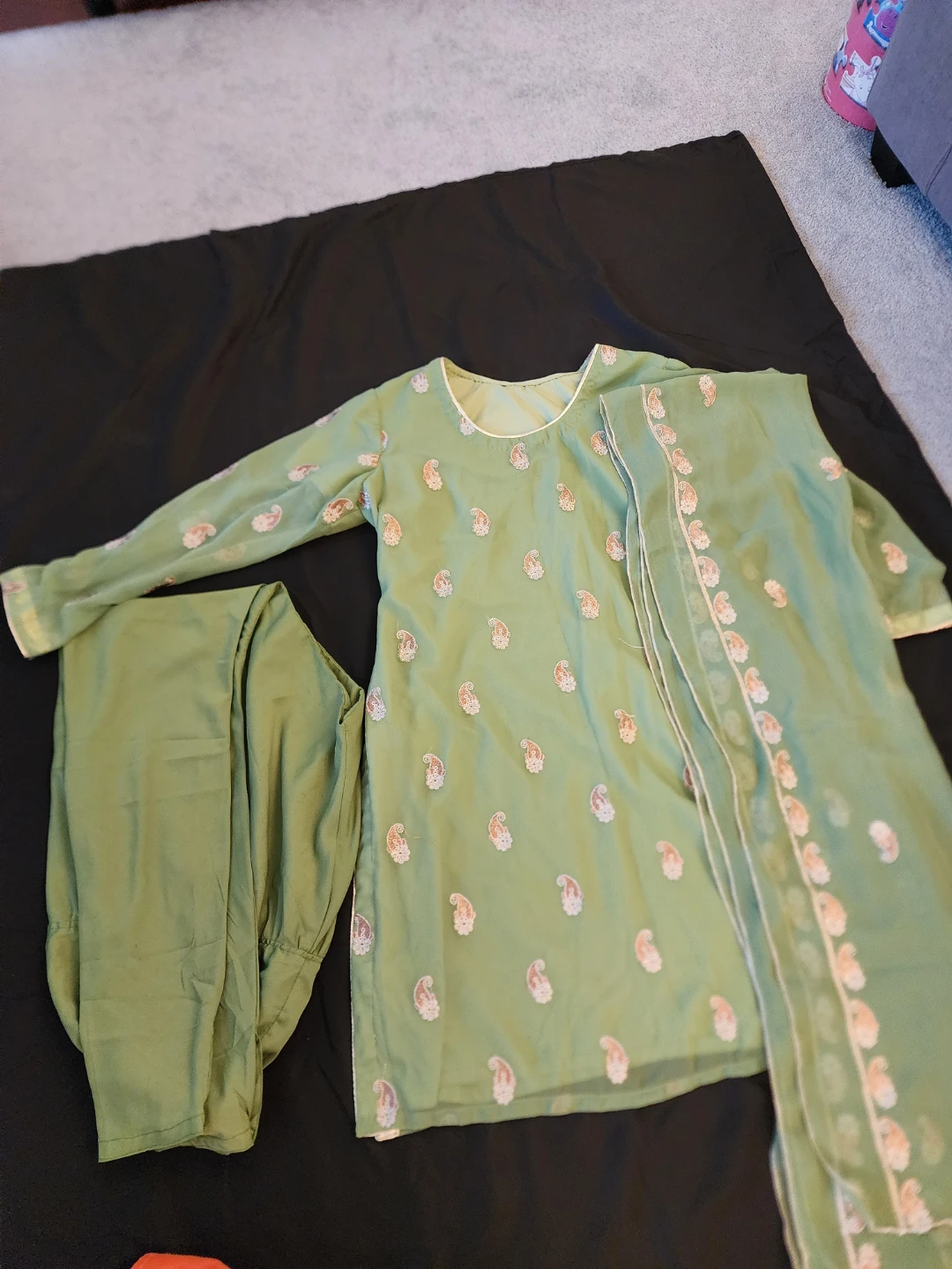 Light Green Embroidered 3-Piece Pakistani Suit