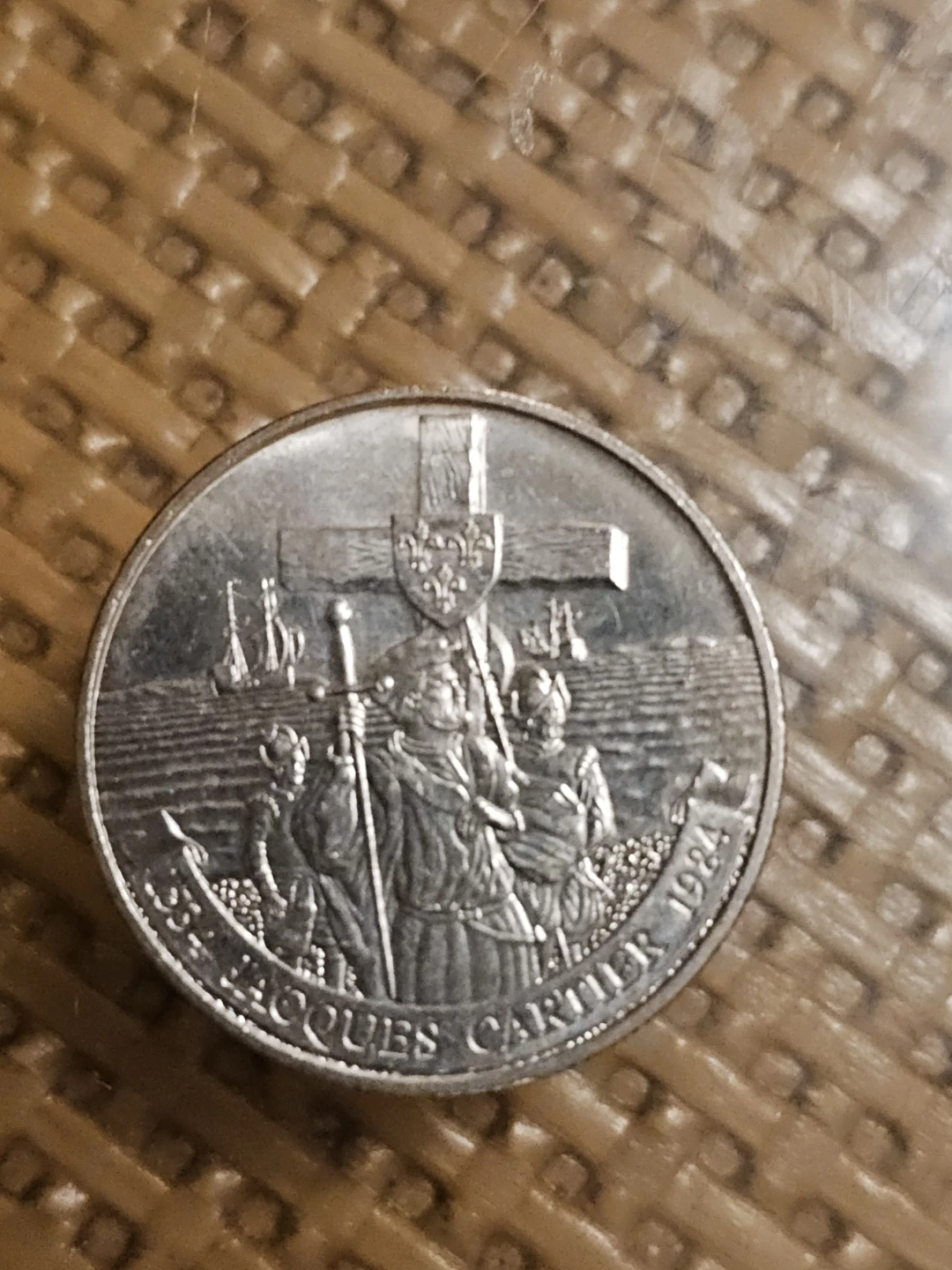 Various year and Province Canadian Dollars - photo 5