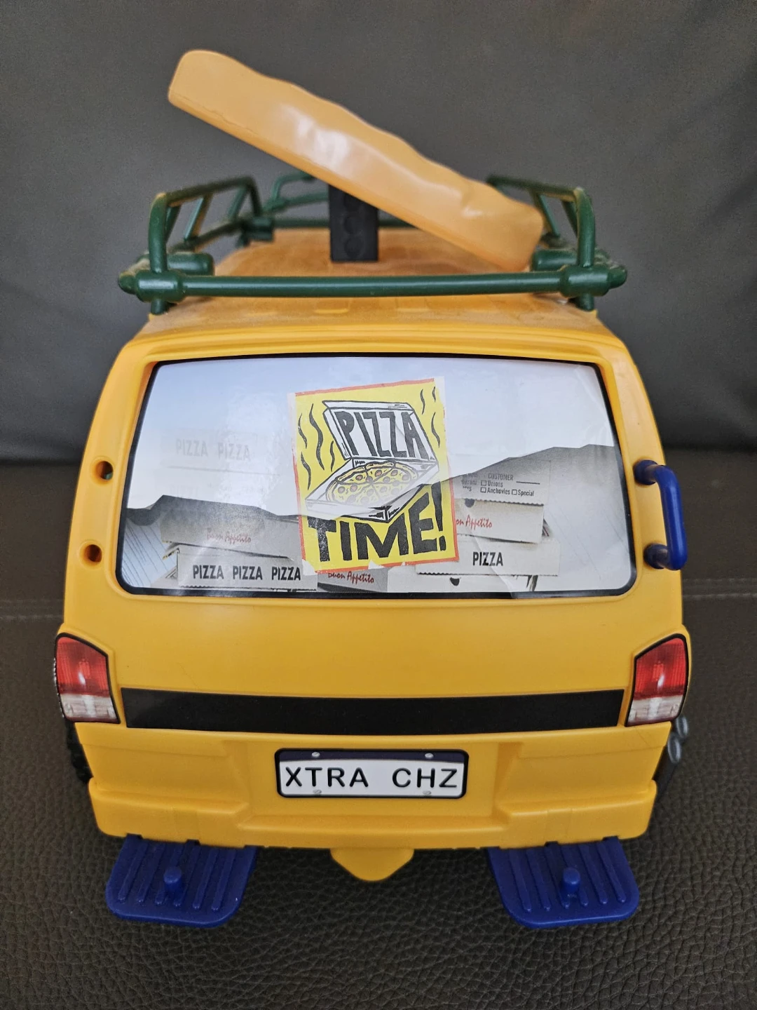 Teenage Mutant Ninja Turtles Party Wagon and Figures - photo 3