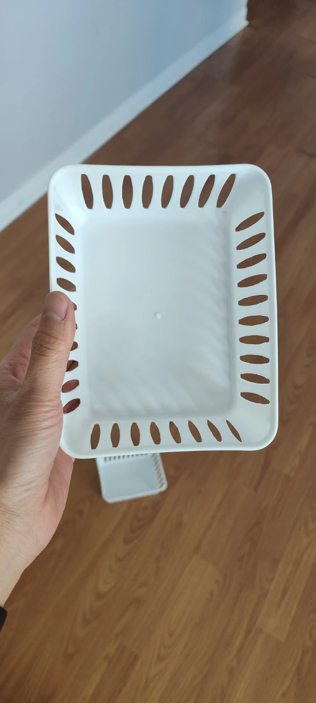 White Plastic Storage Baskets (Set of 2) - photo 2