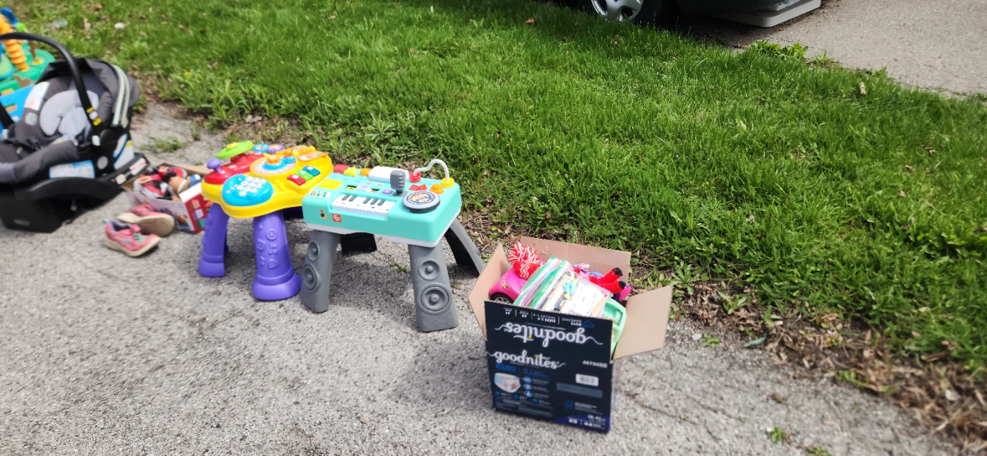 BABY YARD  SALE PLUS SOME - photo 5
