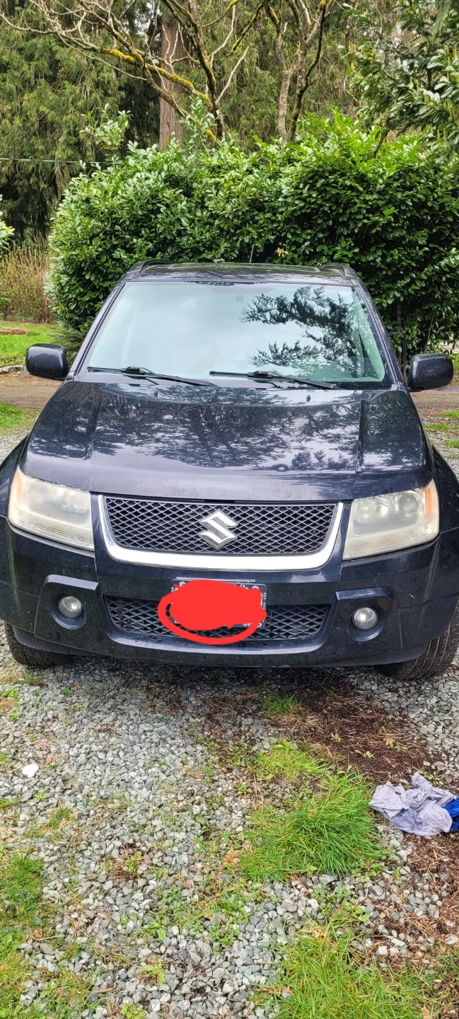 Black Suzuki Grand Vitara SUV