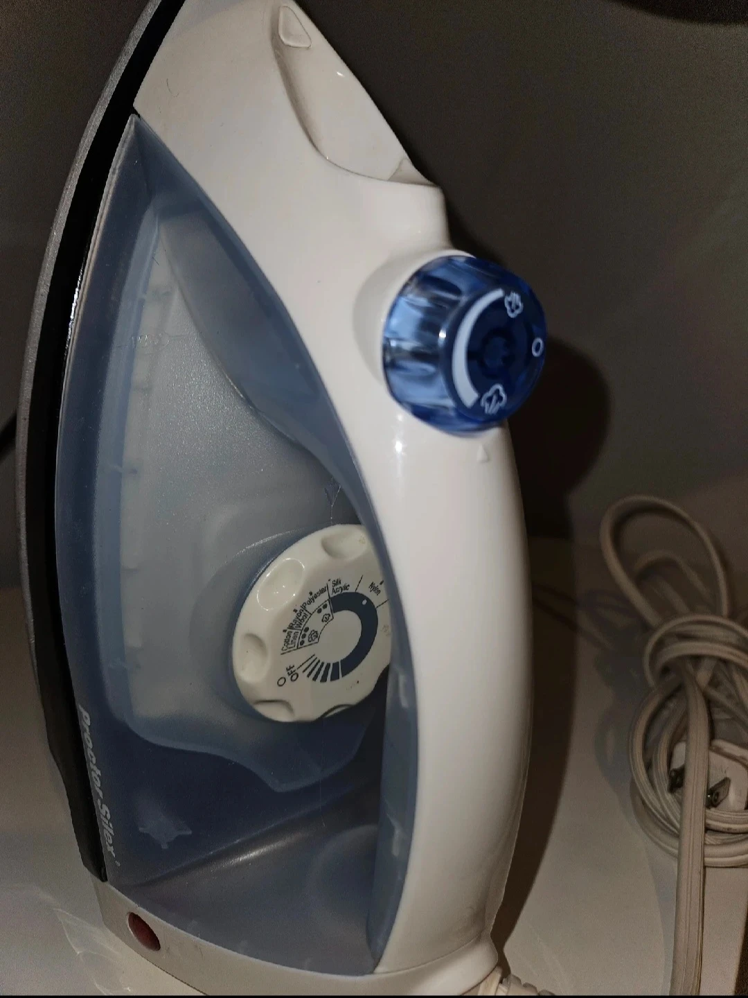 Proctor Silex Steam Iron - photo 2