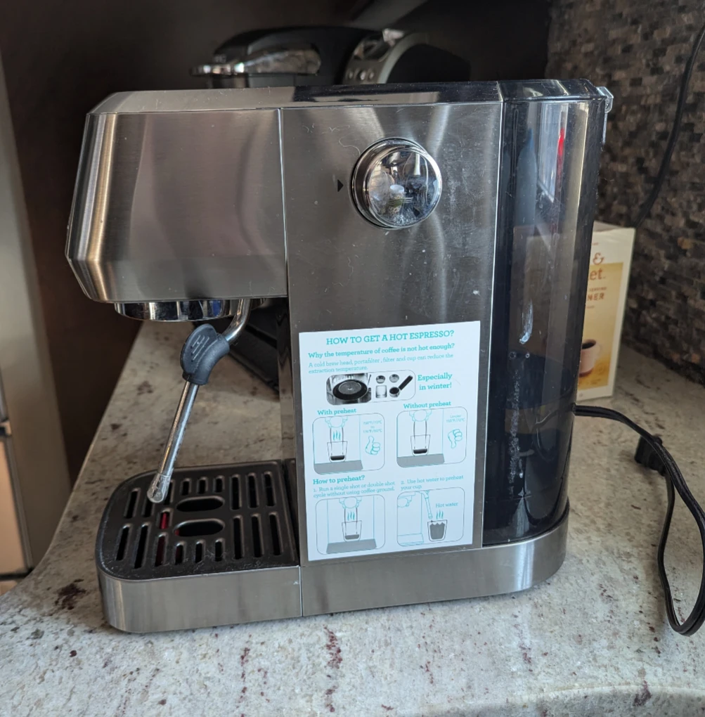 CASABREWS 3700 Essential Espresso Machine  - photo 2