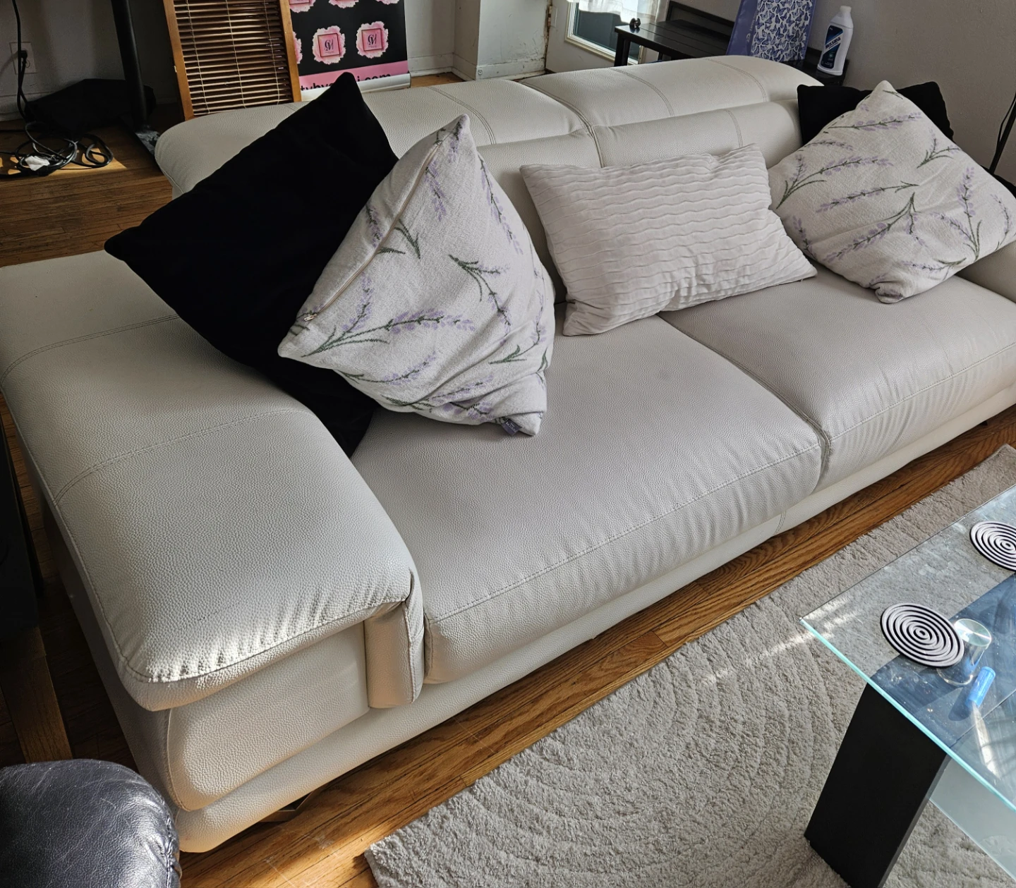 White Leather Sofa - photo 4