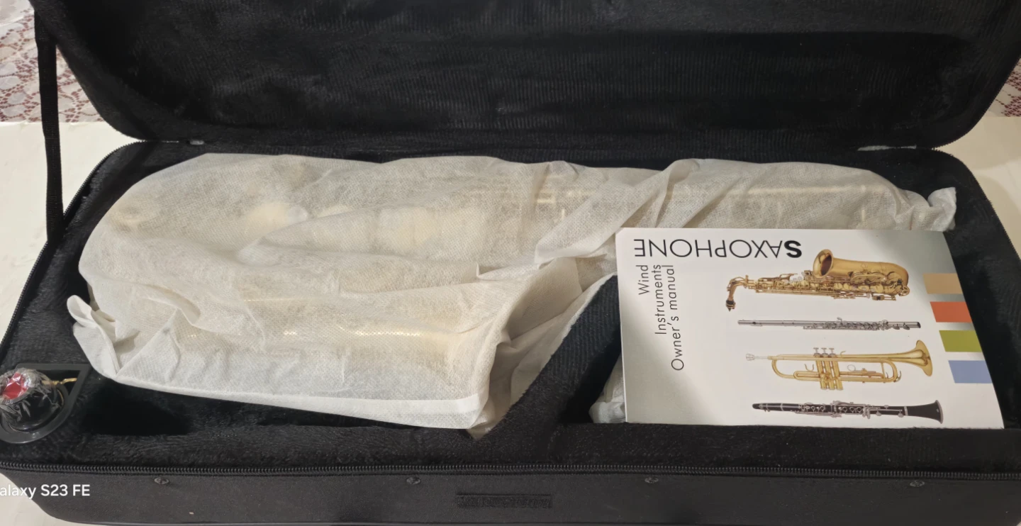 Alto Saxophone with Case and Accessories - photo 3