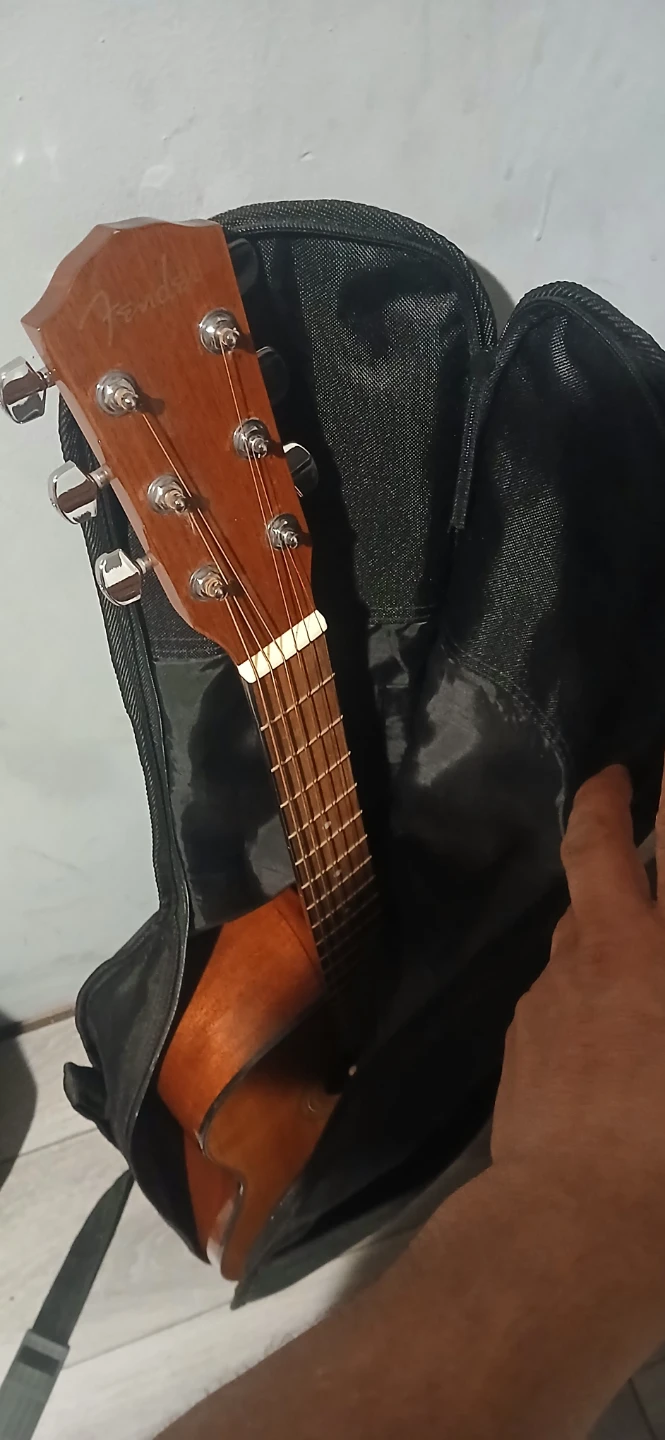 Fender Acoustic Guitar with Gig Bag - photo 2