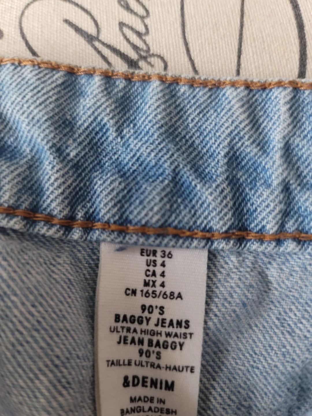 Bundle, shirt and baggy ultra high waist jeans - photo 3