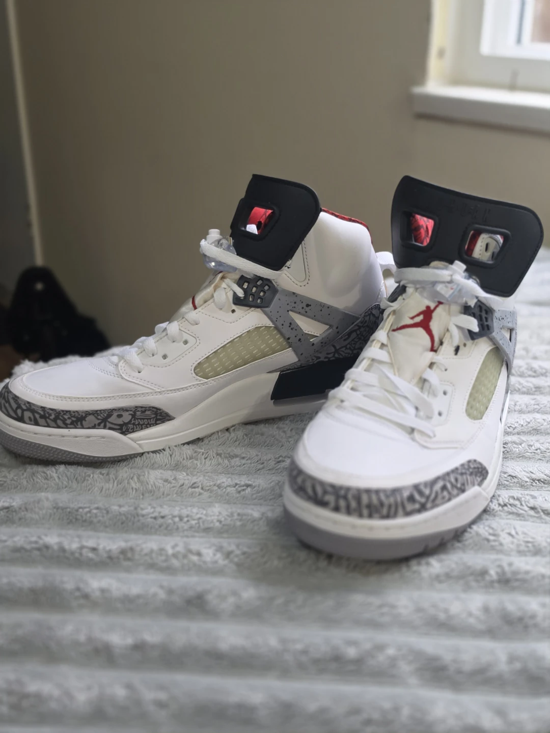 Jordan Sneakers - photo 2