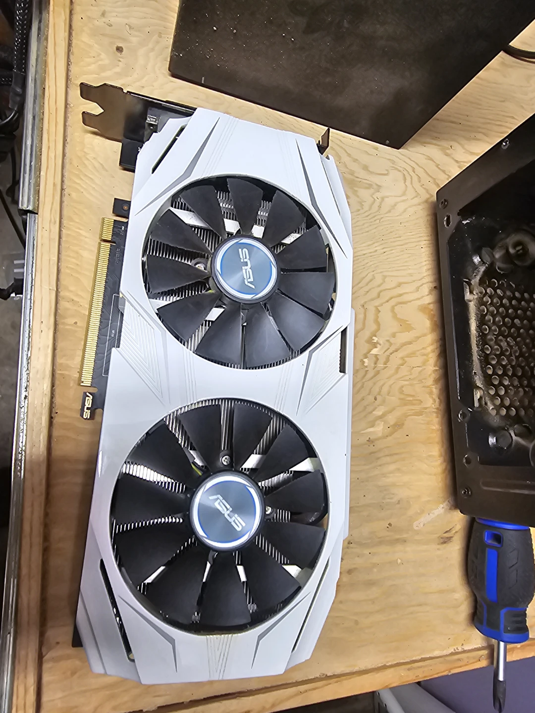 ASUS Dual GTX 1070 8Gb Graphics Card