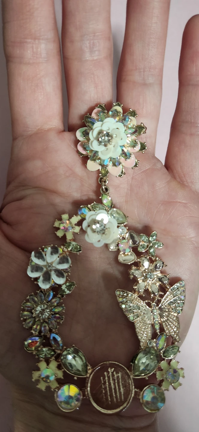 #1 Floral Crystal Wreath Statement Earrings - photo 2