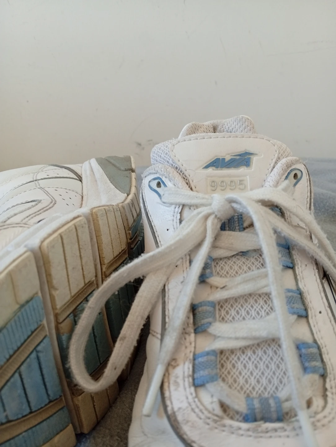 Avia Women's Running Shoes Size 8 - photo 2