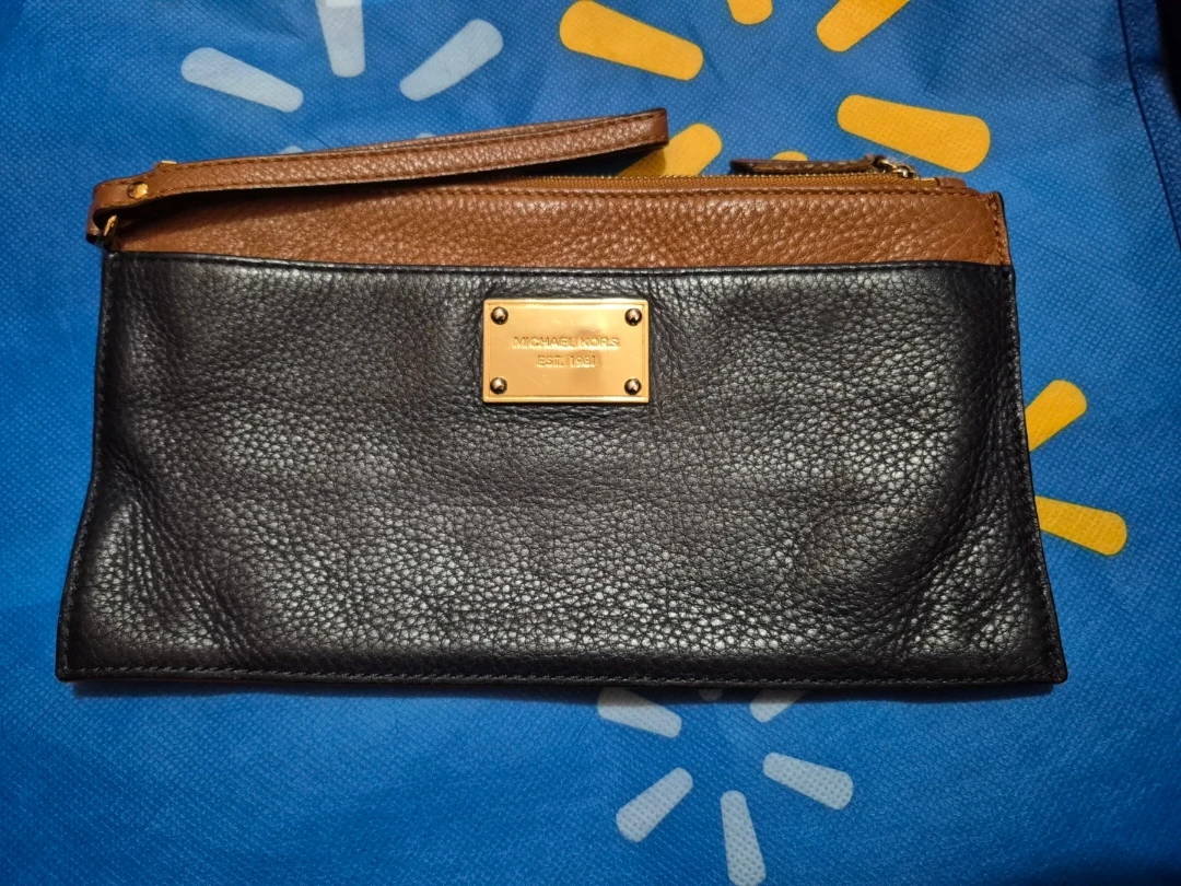 Michael Kors Leather Wristlet Clutch - Black & Brown