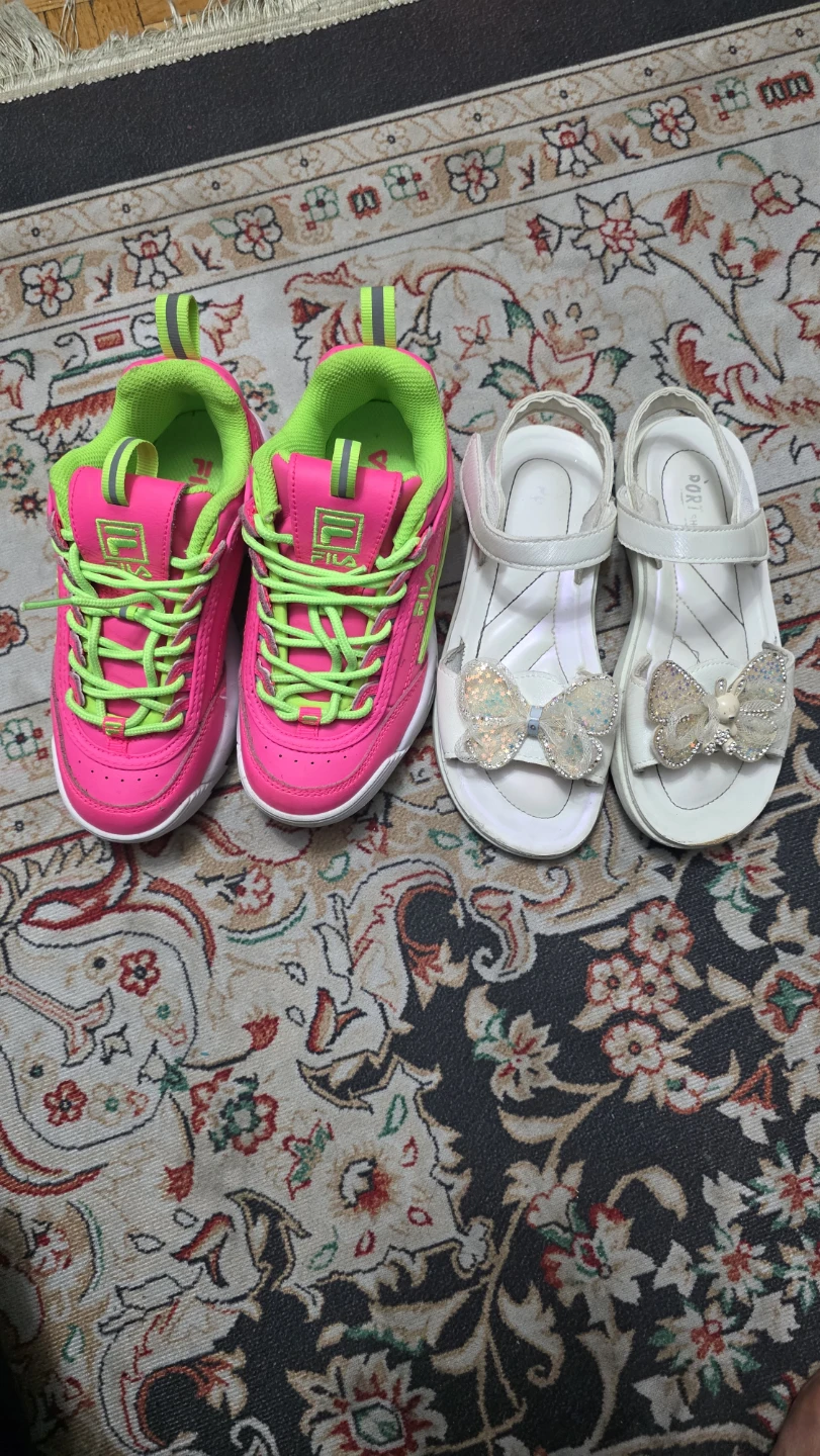 Fila Kids Pink & Lime Green Athletic Shoes & White Butterfly
