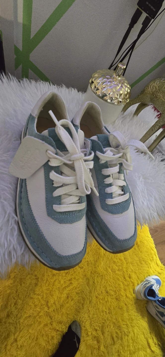 Clarks Sneakers - White & Teal Suede Leather - photo 2