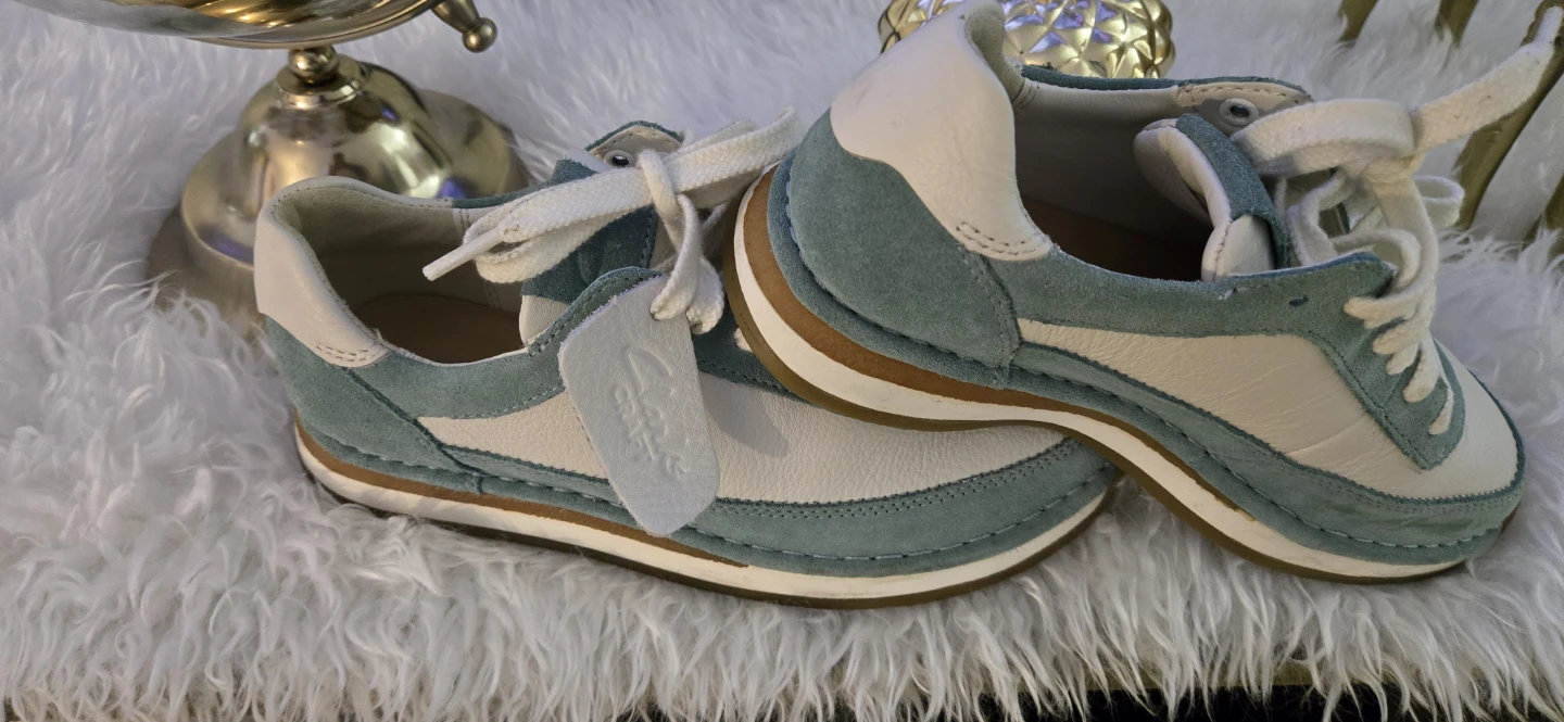 Clarks Sneakers - White & Teal Suede Leather - photo 3