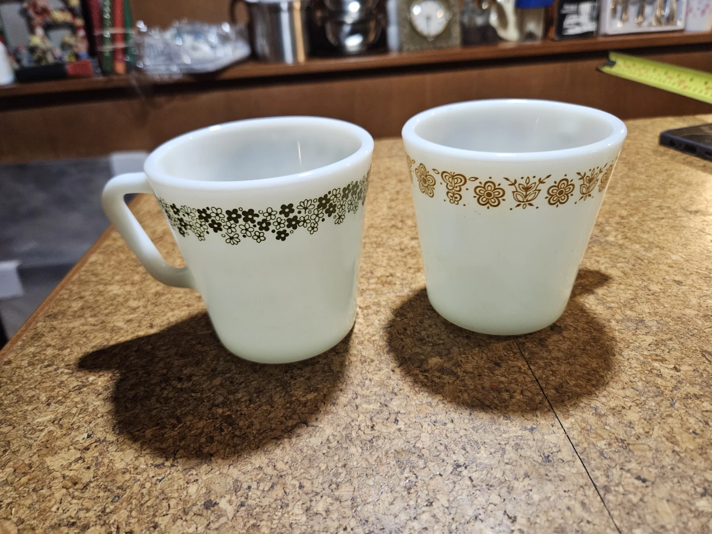 Pyrex Milk Glass Mug with Floral Design - photo 3