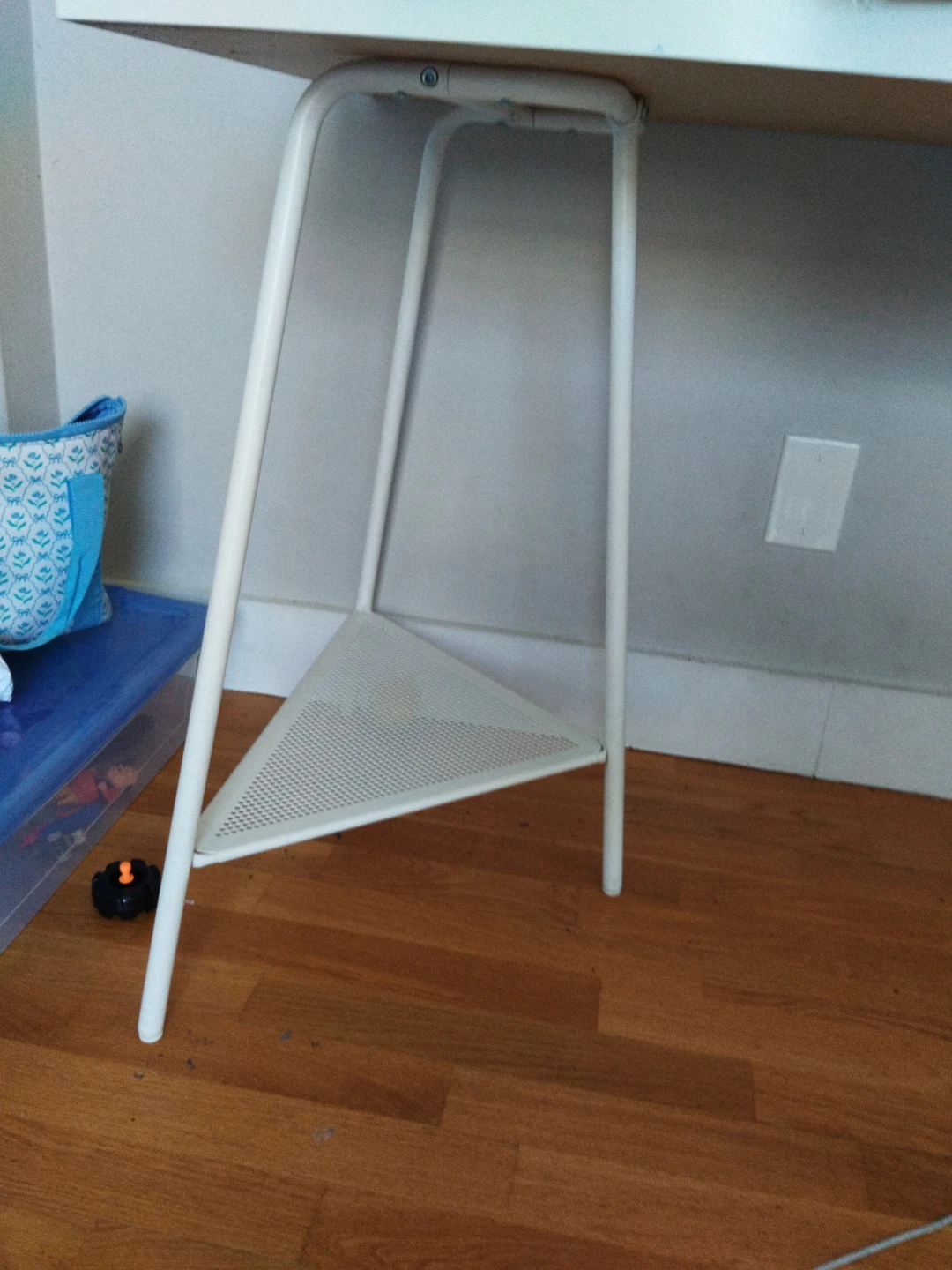White IKEA Desk - photo 3