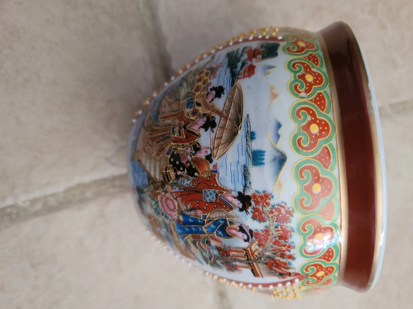 Vintage Porcelain Vase - Asian Scenic Design - photo 2