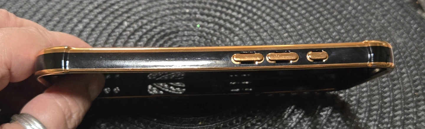 iPhone 11 Luxury Case - Black & Gold with Heart Ring Stand - photo 3