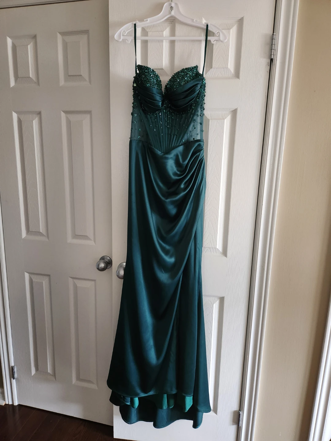 Emerald Green Sequin Corset Prom Dress - photo 3