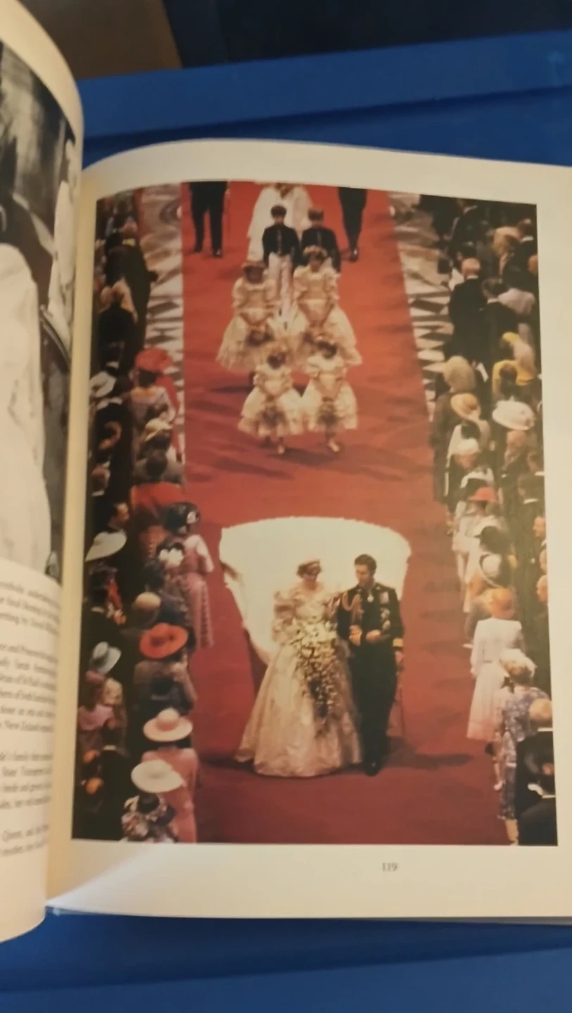 Diana Princess of Wales Book - photo 5