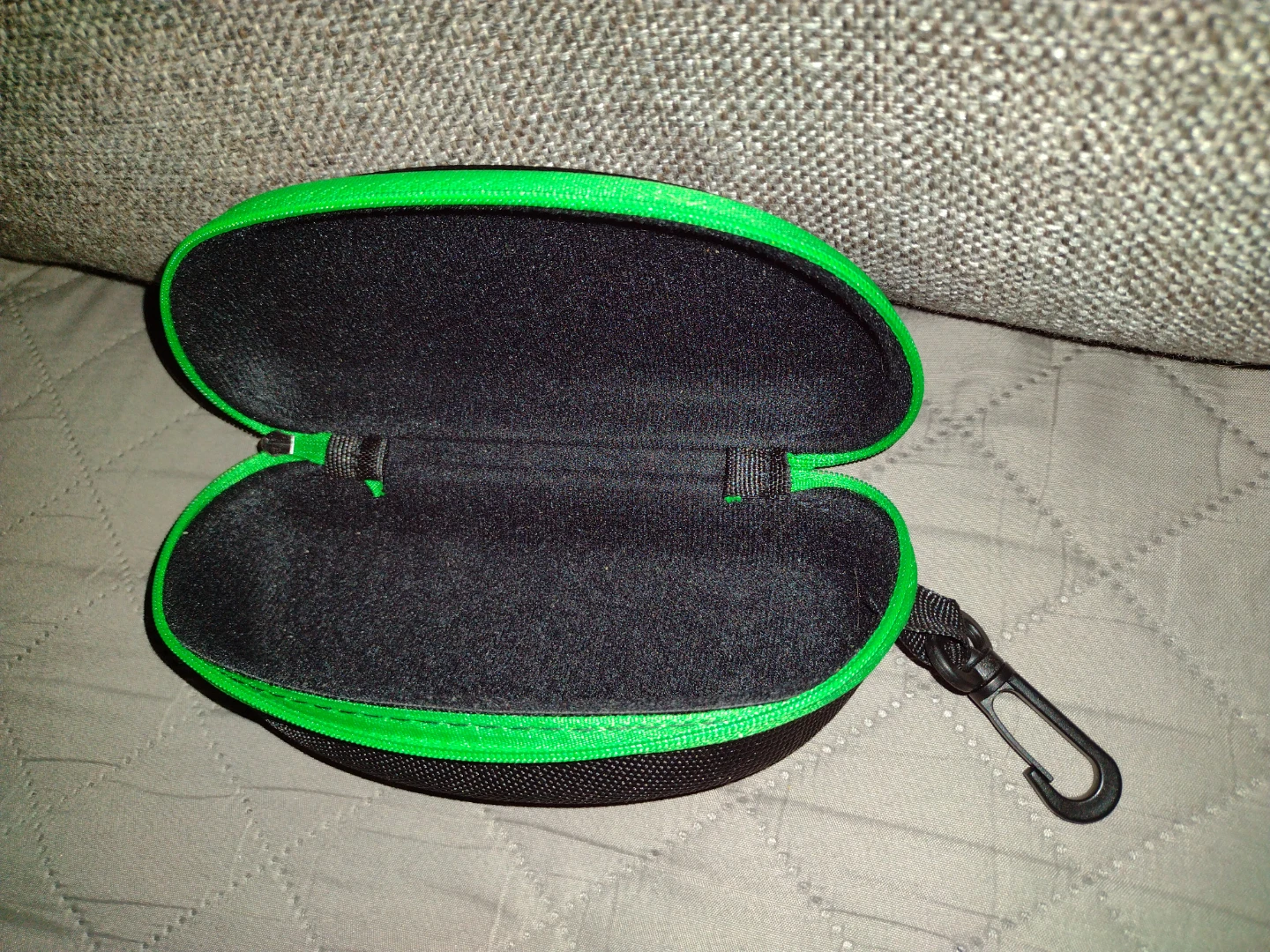 Black Eyeglass Case with Green Trim - photo 3