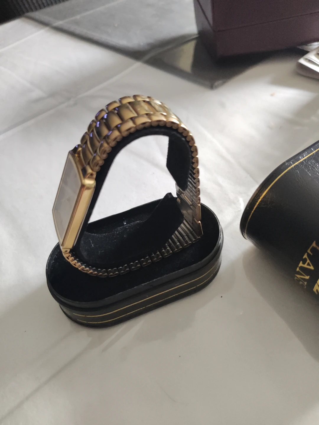 Y. LANSAC Quartz Watch - Gold Tone - photo 2