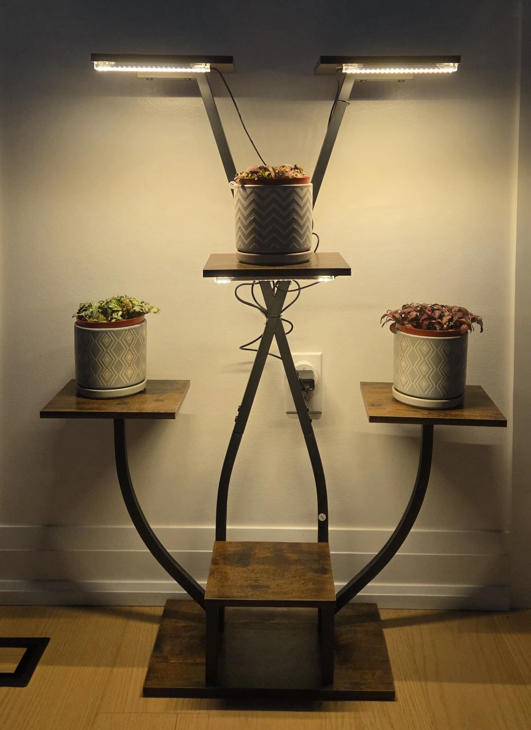 Indoor Plant Stand with Grow Light