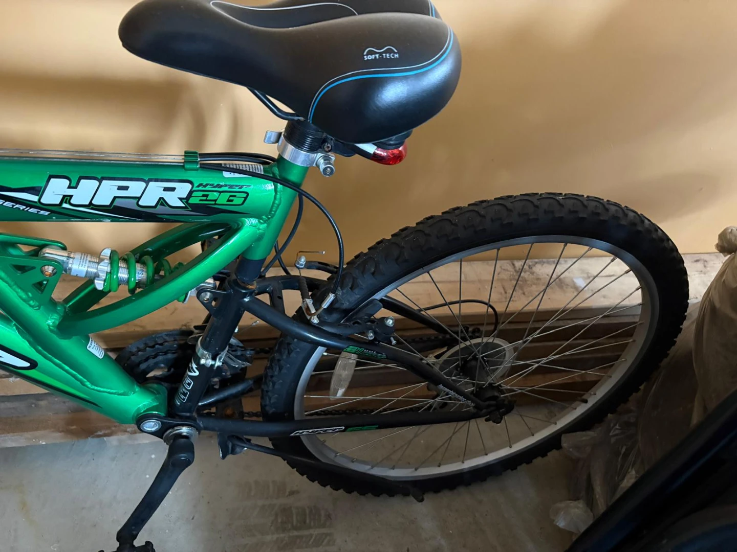 Green Hyper 36 Full Suspension Mountain Bike - photo 2