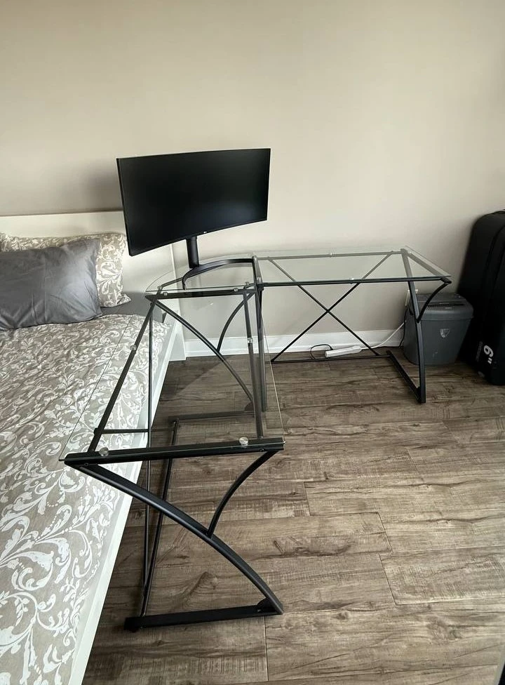 L-Shape Glass Desk + Ergonomic Office Chair - photo 2