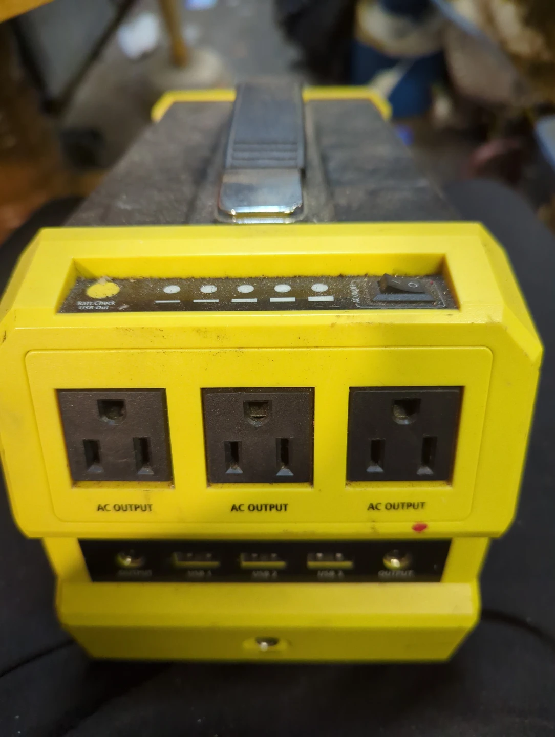 ROCKSOLAR Portable Power Station Generator - photo 2