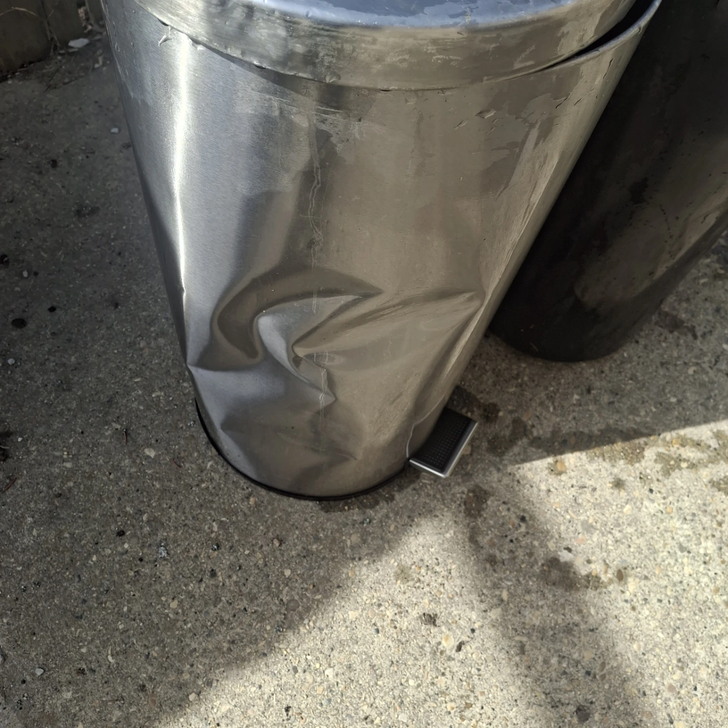 Stainless Steel Step Trash Can * dented* - photo 2
