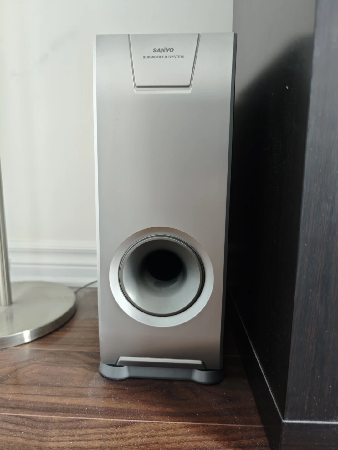 Sanyo Subwoofer System and DVD Player - photo 3