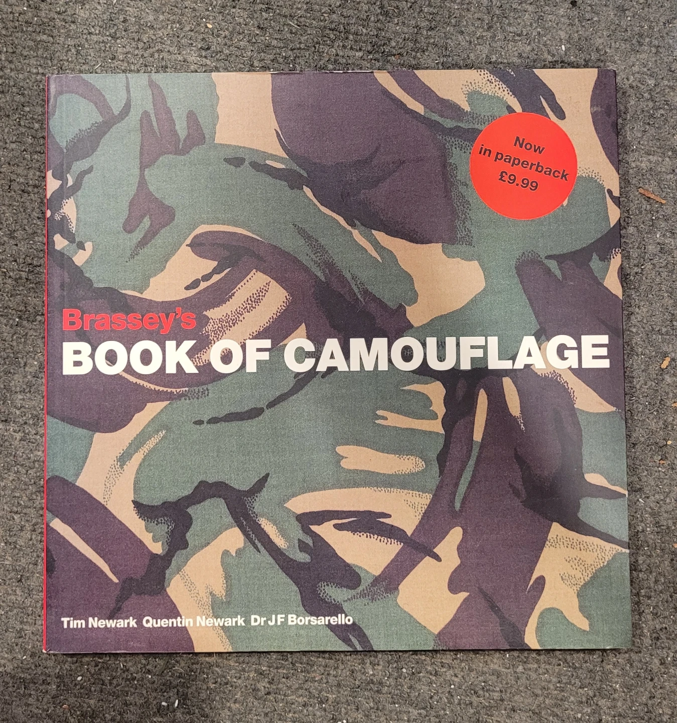 Brassy's Book of Camouflage - History of Camouflage