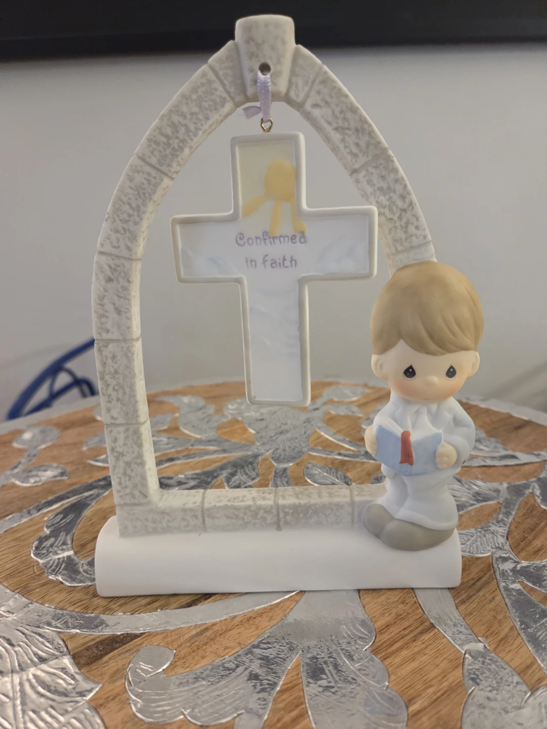 Precious Moments "Confirmed in Faith" Boy/Cross Plaque - photo 2