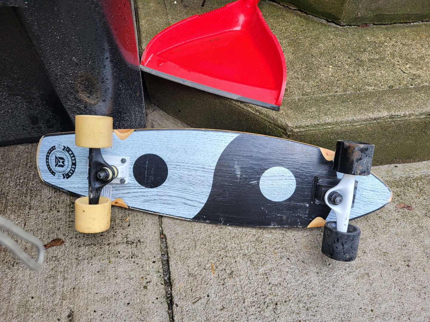 Madd Gear Skateboard $25 cash - photo 2