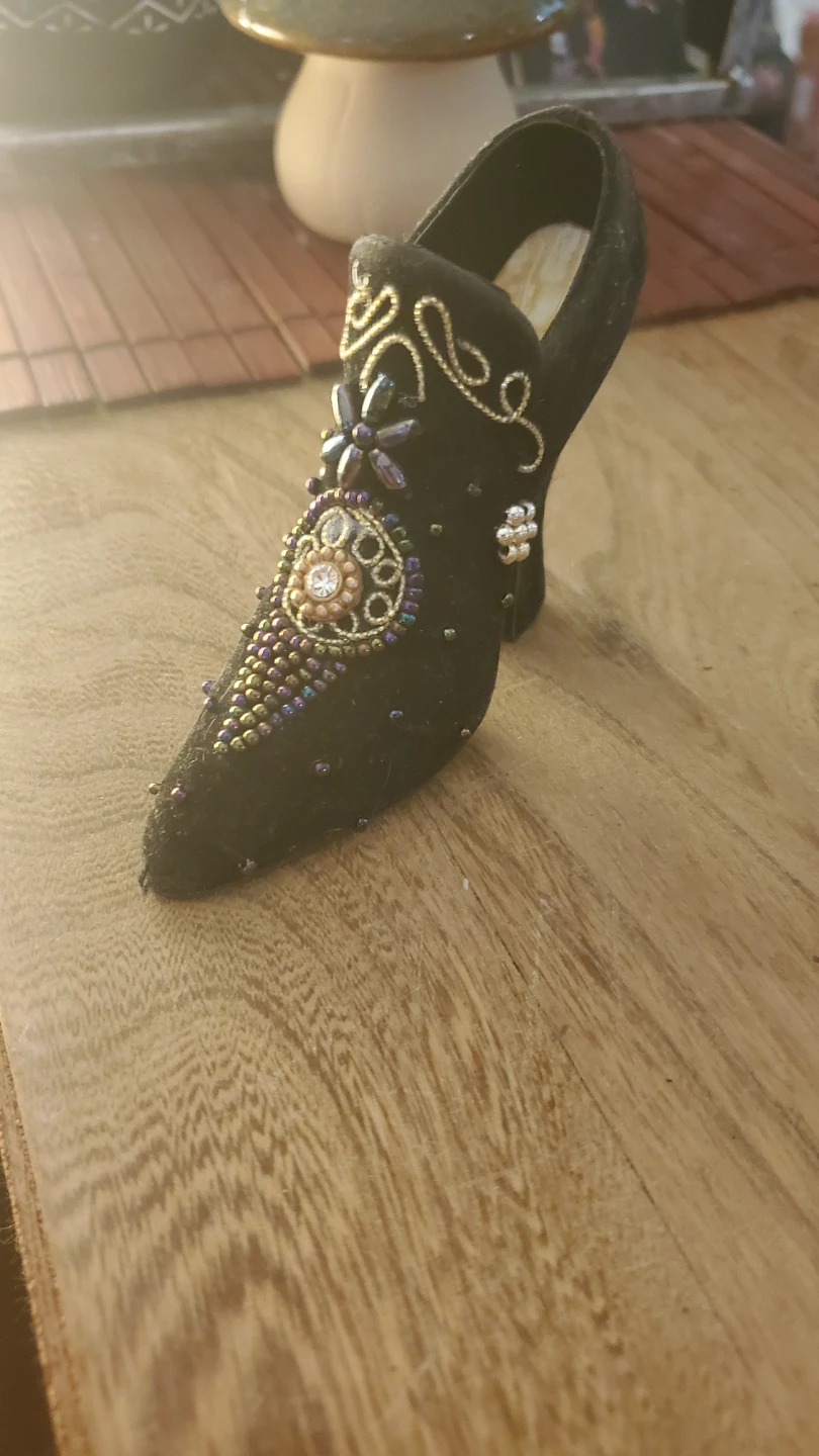 Popular Imports "Putting On The Ritz" Decorative Shoe