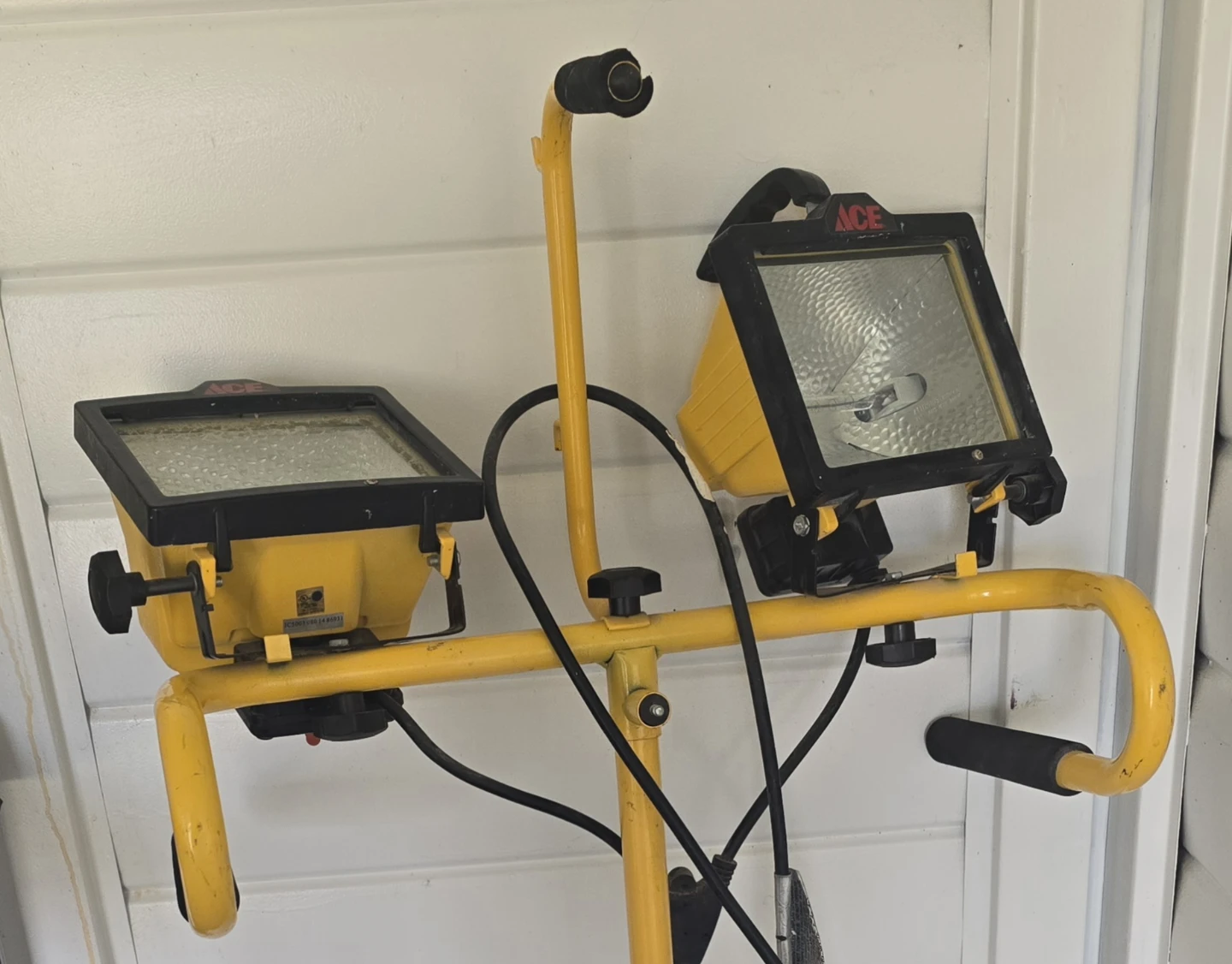 HALO Cooper Lighting TQS1000QD Stand Light Twin Yellow - photo 2