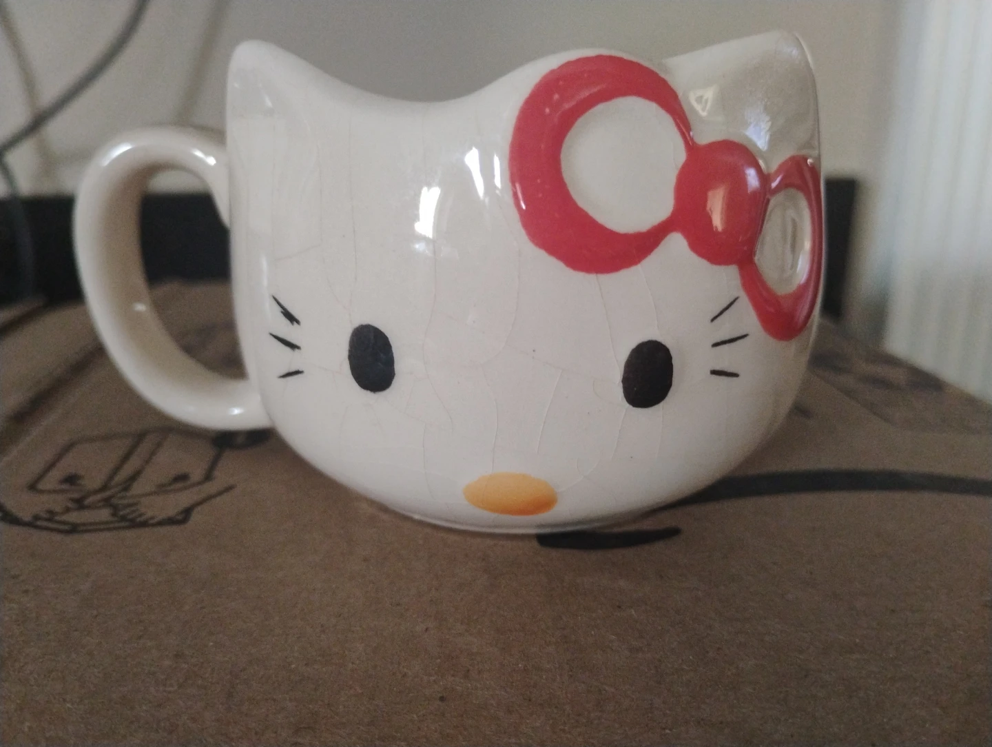 Set of 4 White Hello Kitty Ceramic Mugs - photo 3