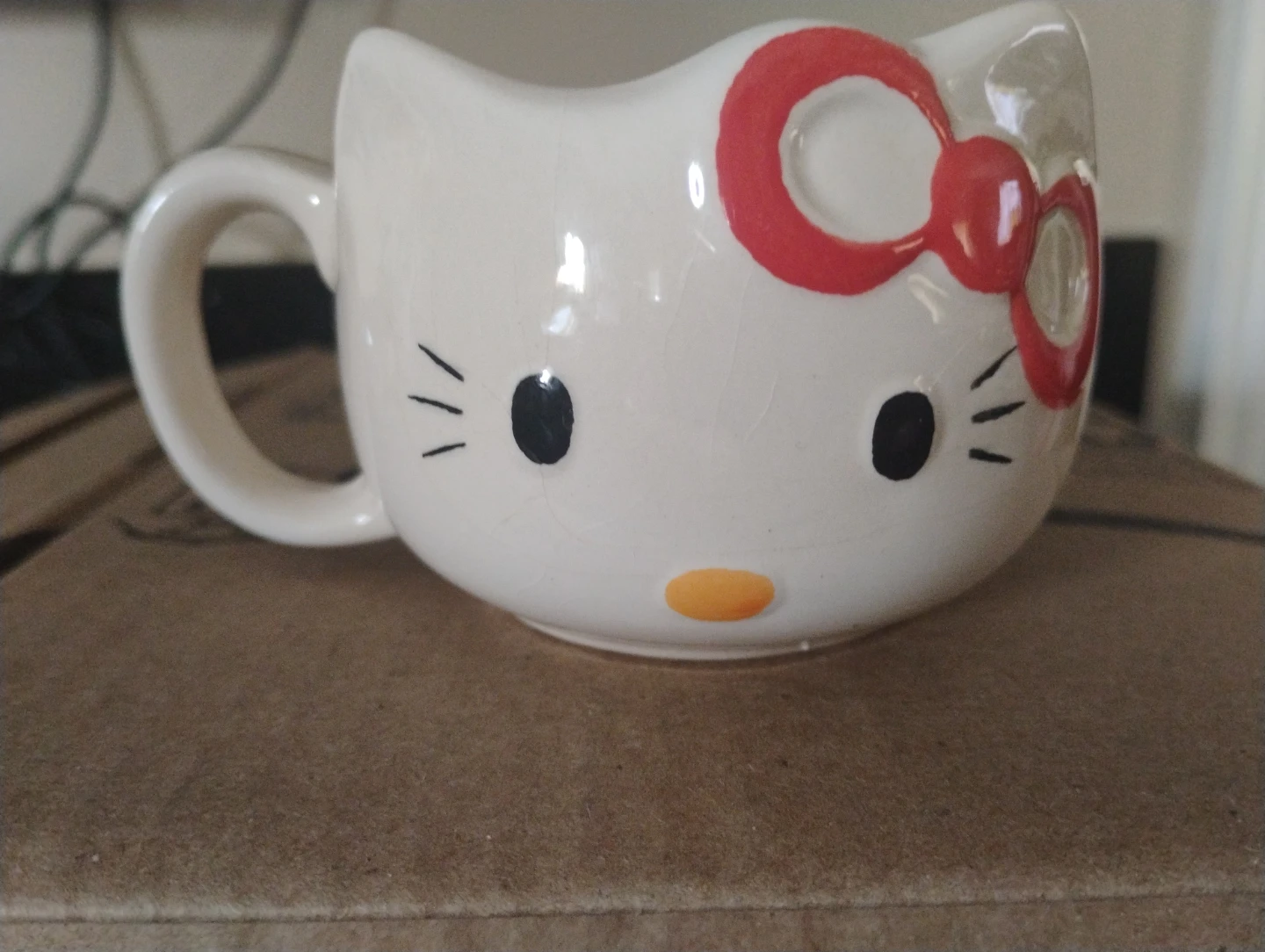 Set of 4 White Hello Kitty Ceramic Mugs - photo 4