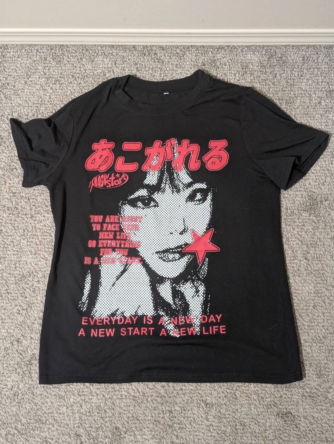 Black Graphic T-Shirt - photo 2