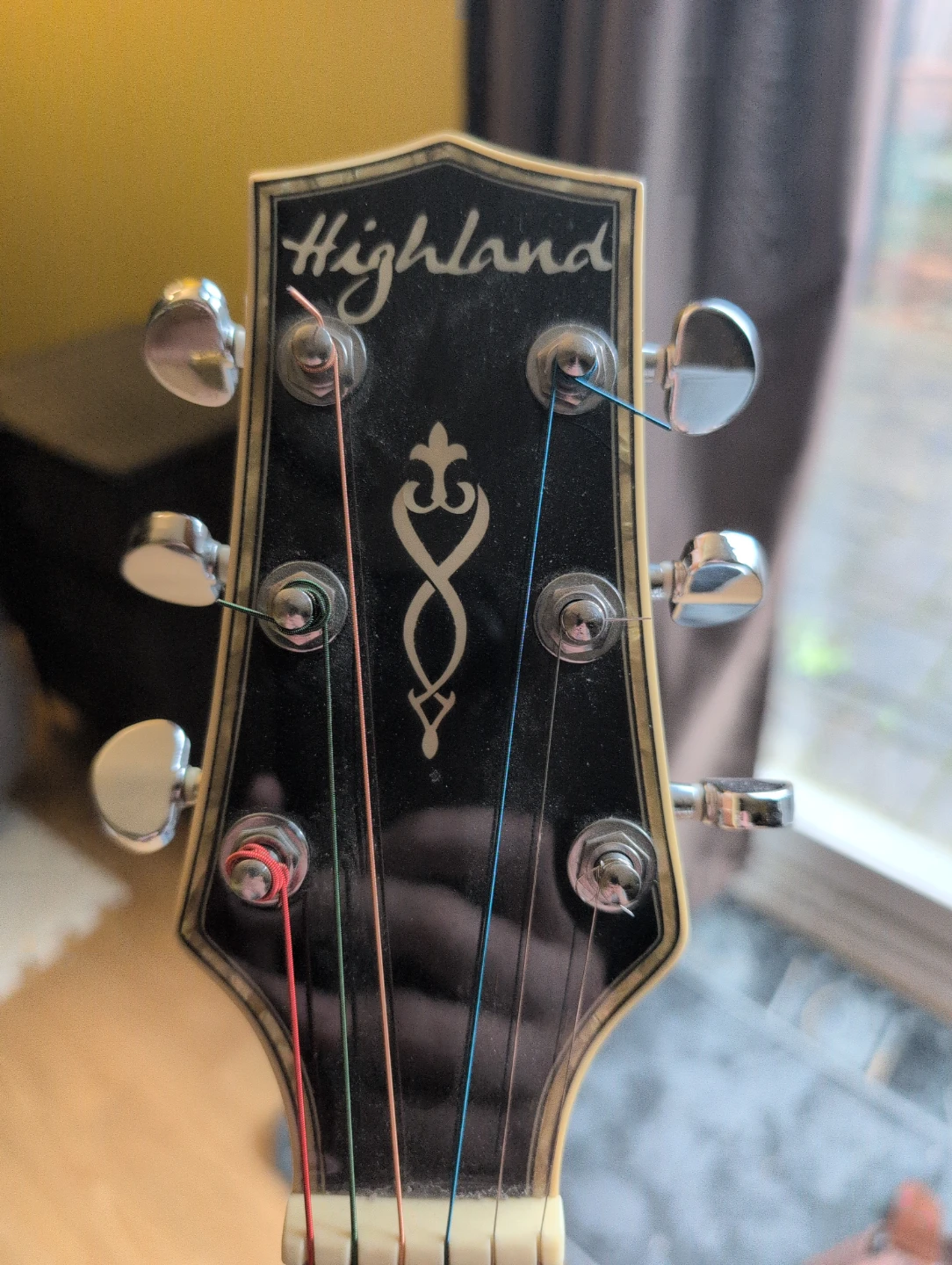 Highland Acoustic Guitar - photo 4