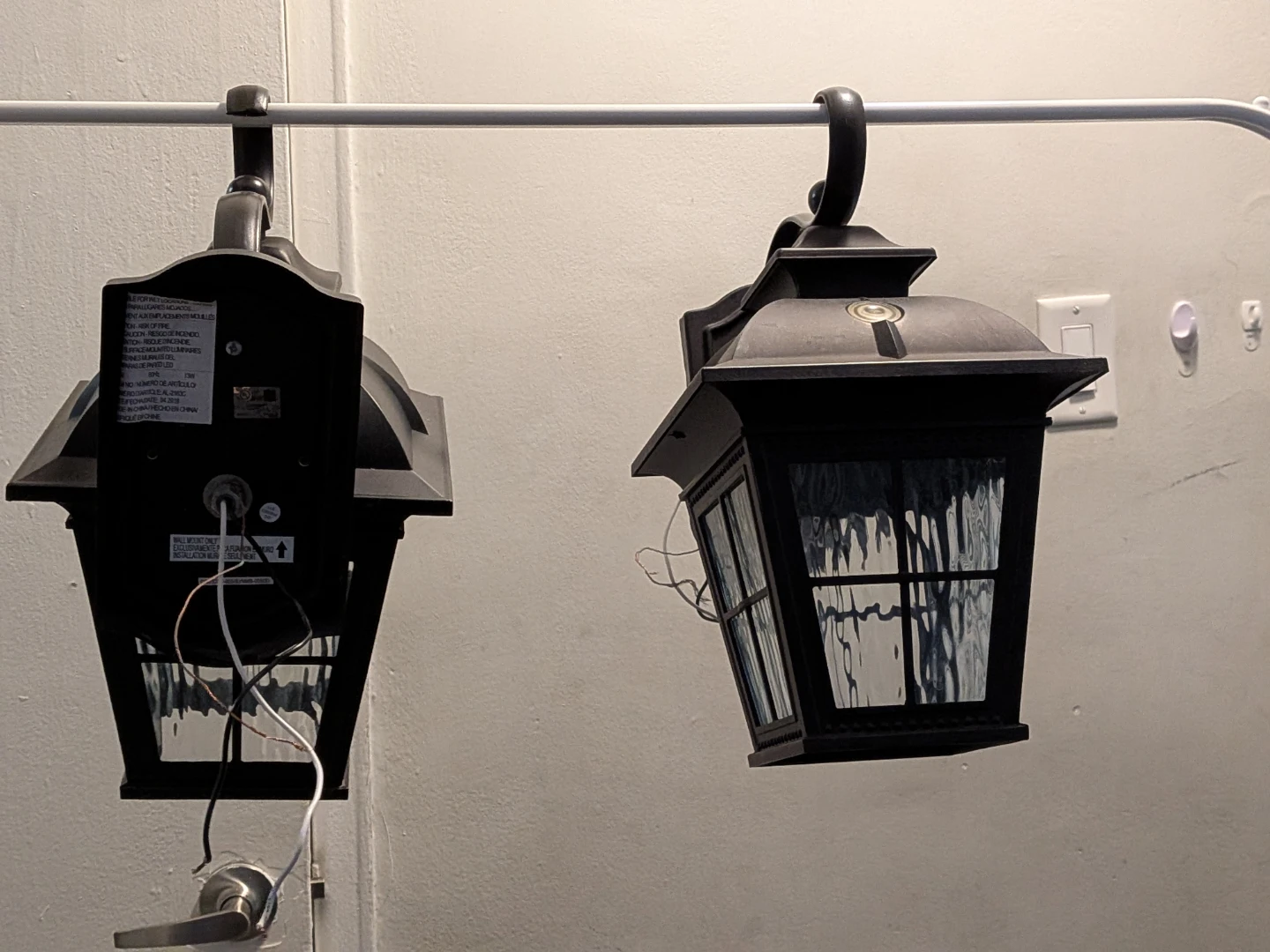 Set of 2 Black Outdoor Wall Lanterns - photo 3
