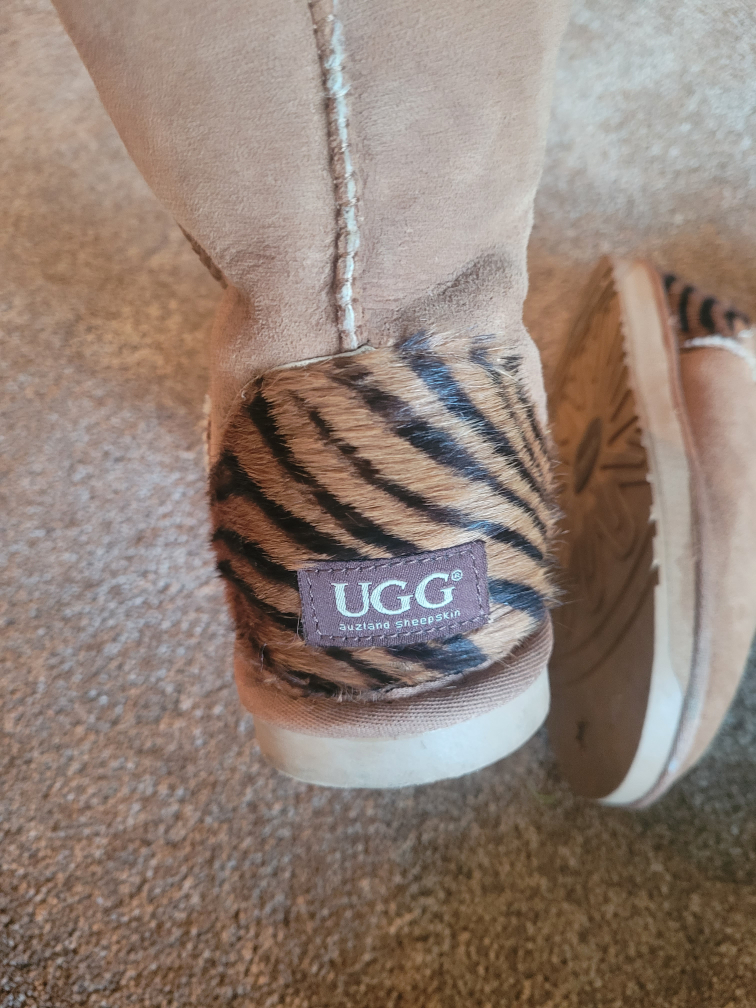 UGG Sheepskin Boots with Tiger Print Accent - photo 2