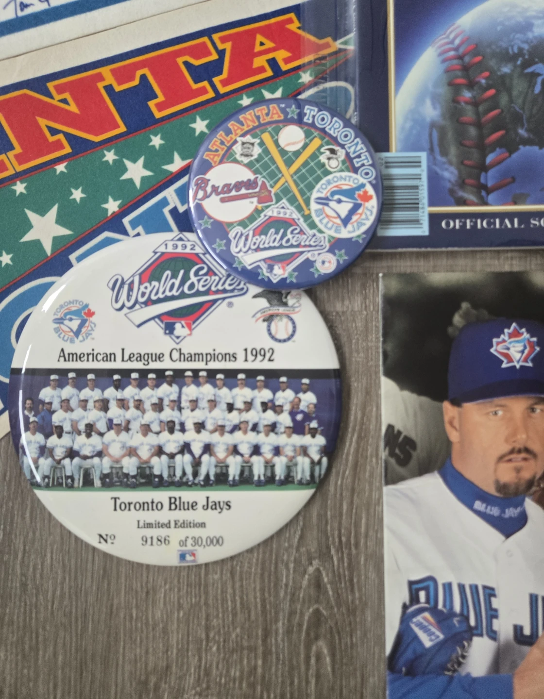 1992 Toronto Blue Jays World Series Memorabilia Lot - photo 4