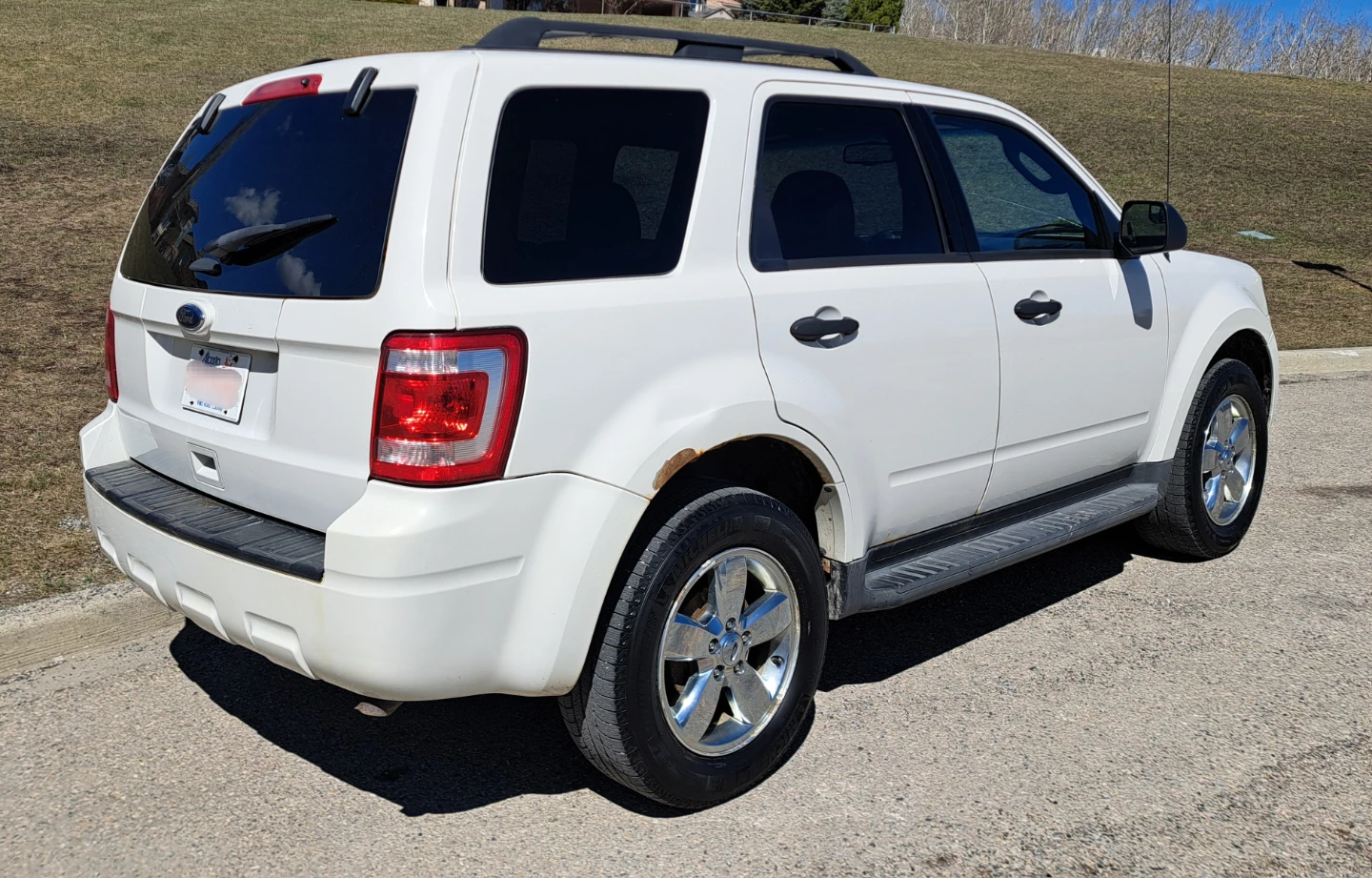2011 FORD ESCAPE XLT AWD - photo 2