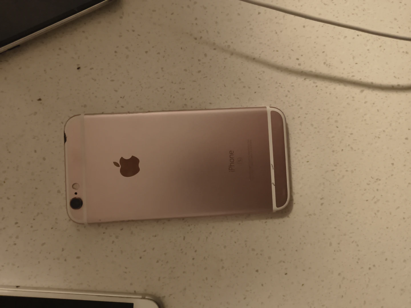 Rose Gold Apple iPhone 6s
