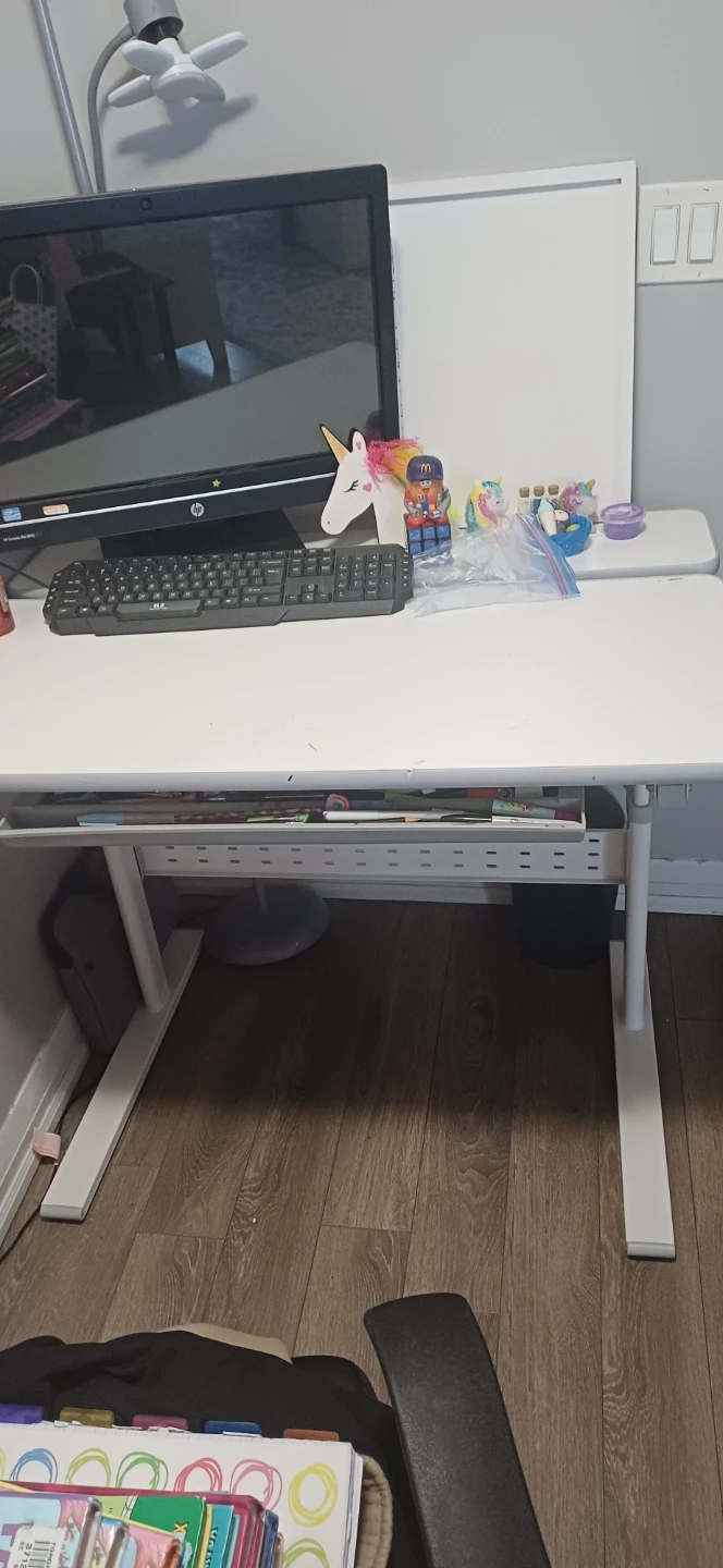 Kids Study Desk - photo 4
