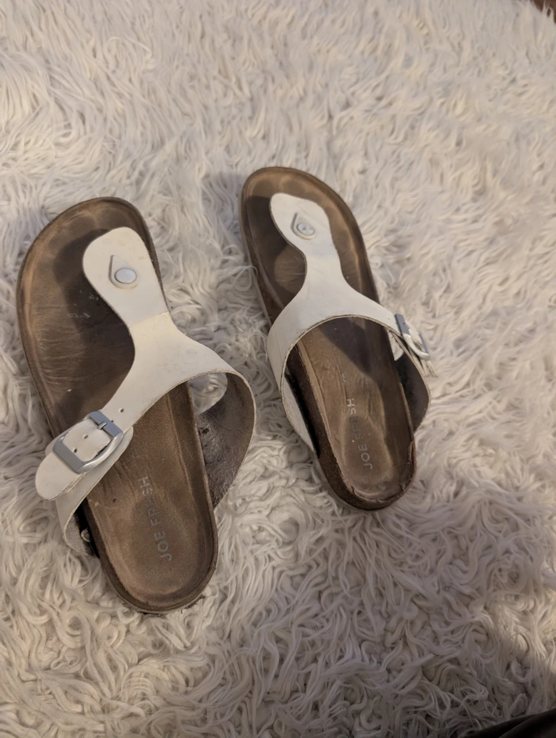 Joe Fresh White Thong Sandals - photo 4